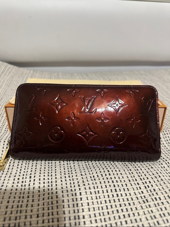 Louis Vuitton Handbags - Louis Vuitton Vernis Amarante Zip Wallet